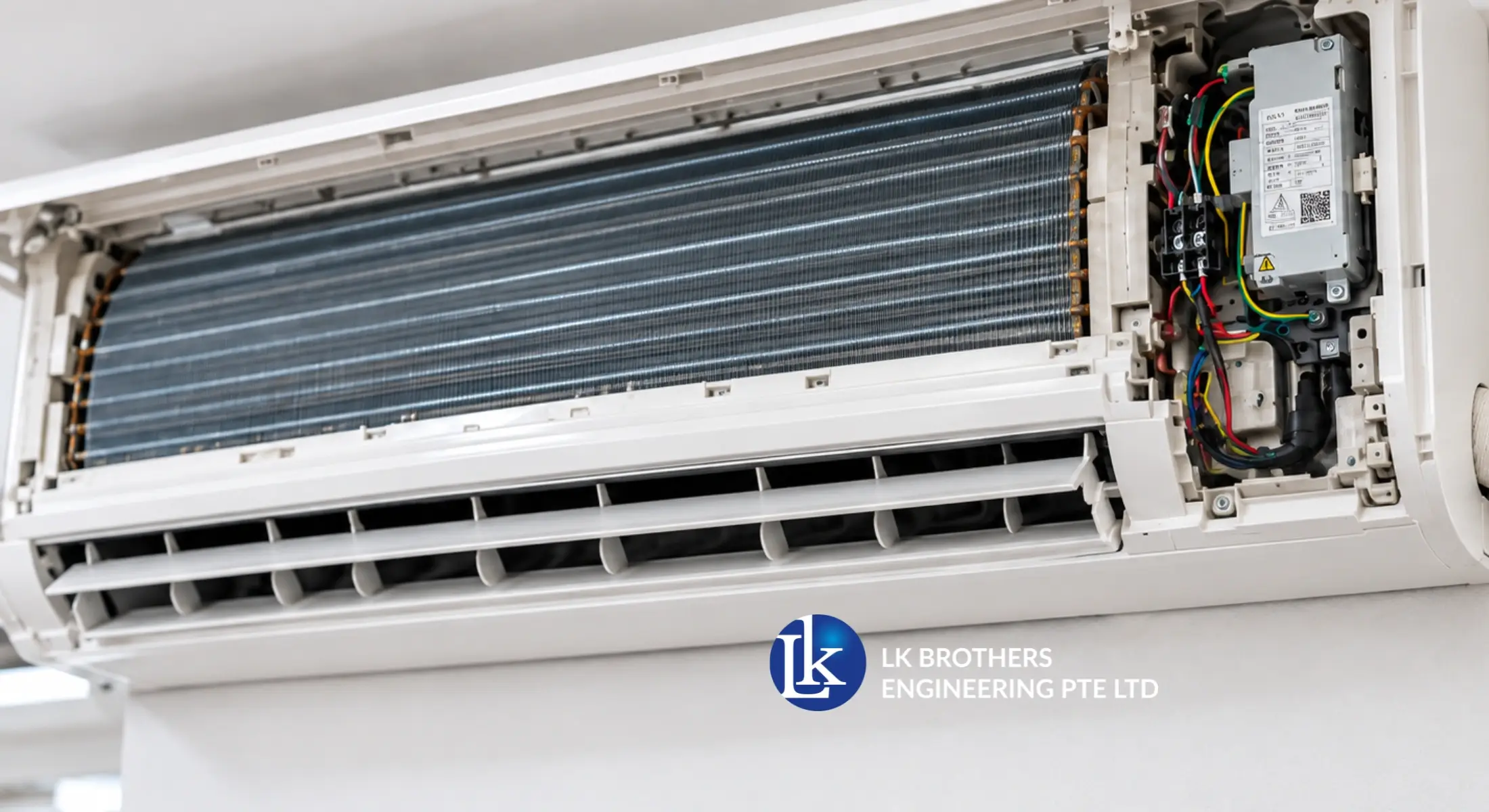 Technician diagnosing an aircon repair issue and explaining repair cost in Singapore