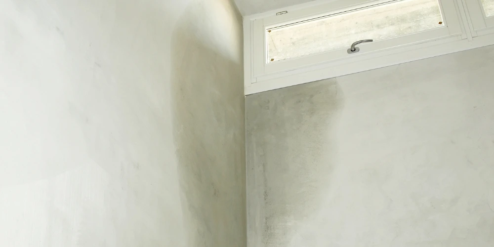 Damaged aircon drain pan filled with water causing indoor leakage