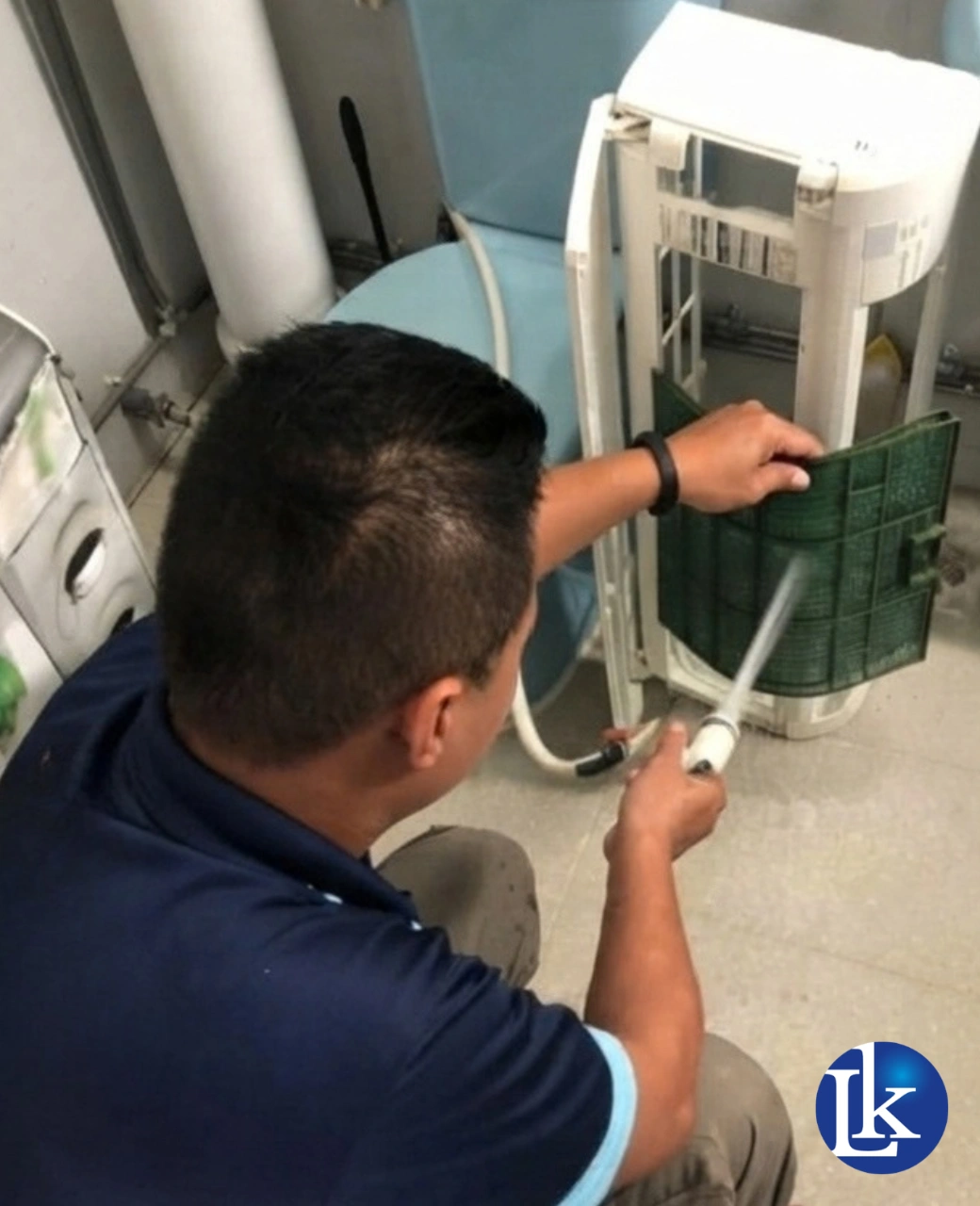 Dirty aircon unit before servicing in Singapore