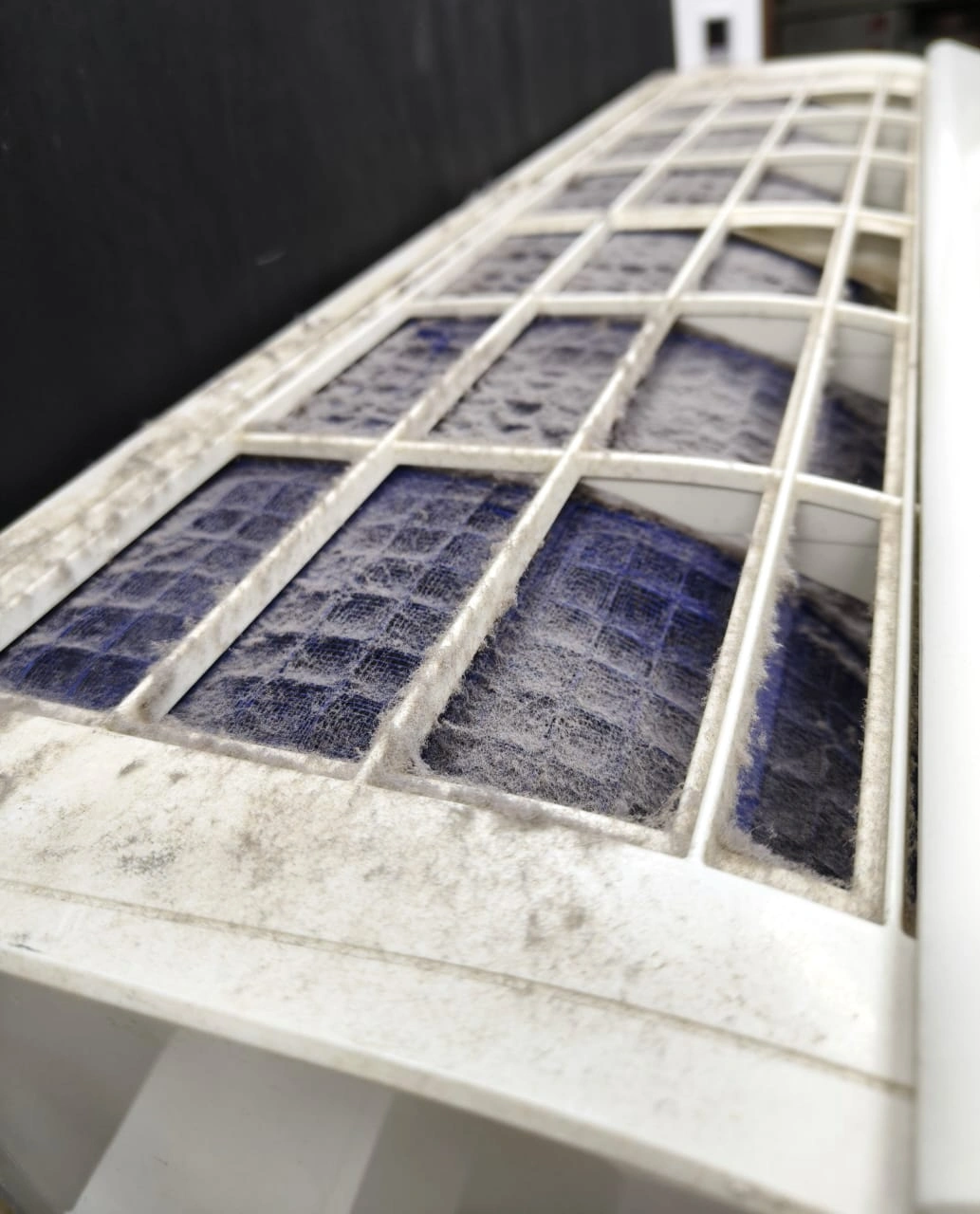 Dirty Aircon Singapore | LK Brothers Aircon Service