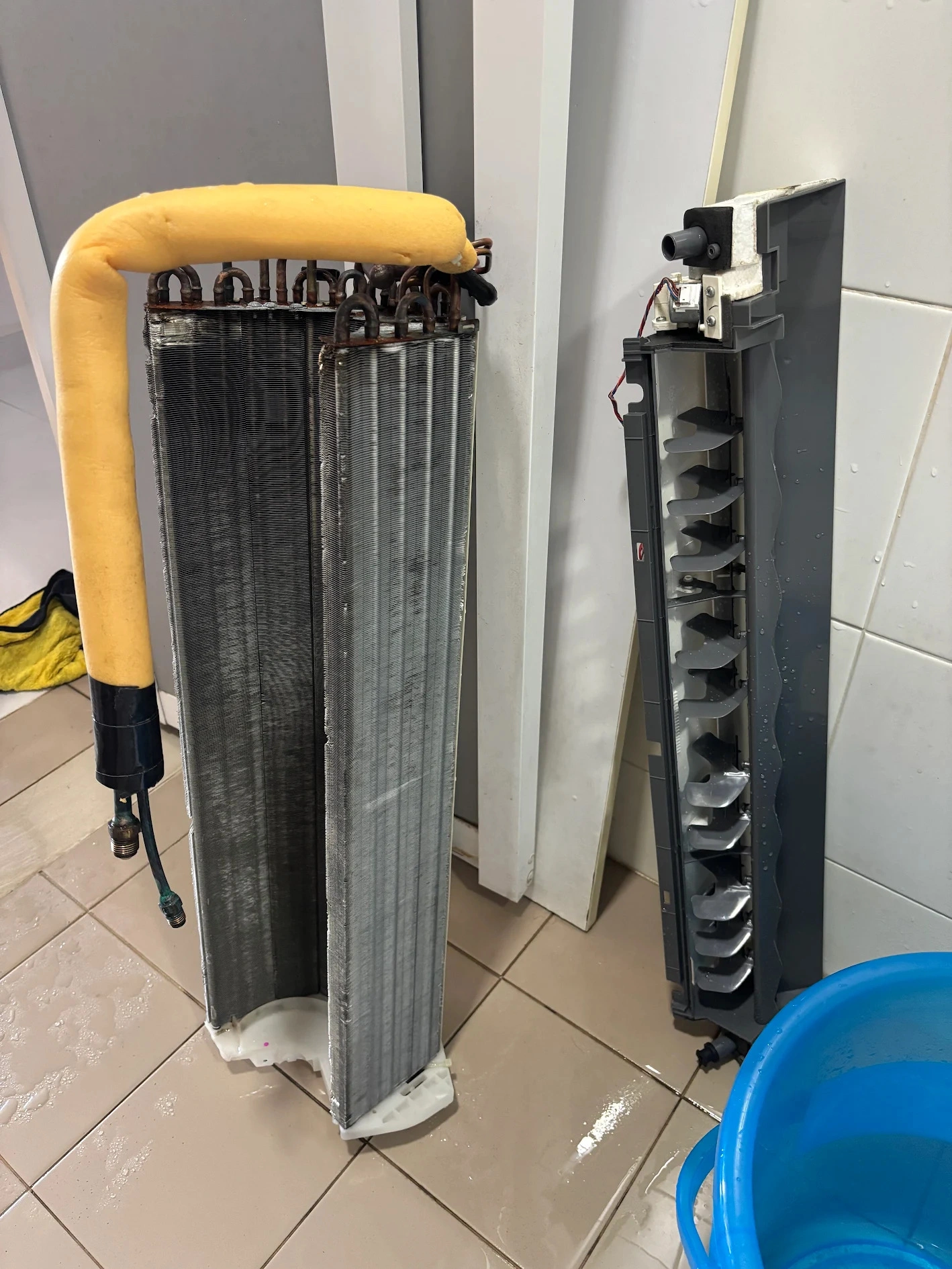 Clean aircon coil after chemical overhaul